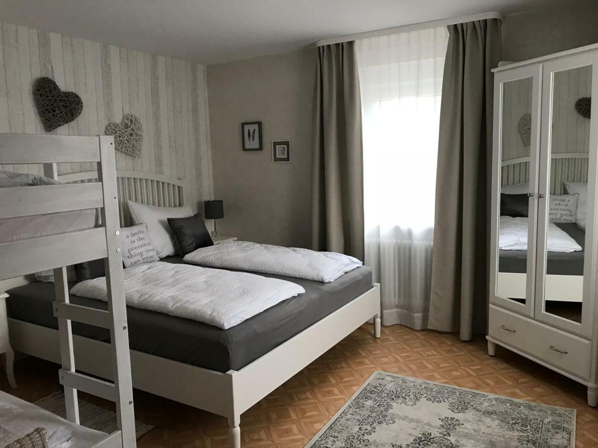 Artha Apartment Руст Екстериор снимка